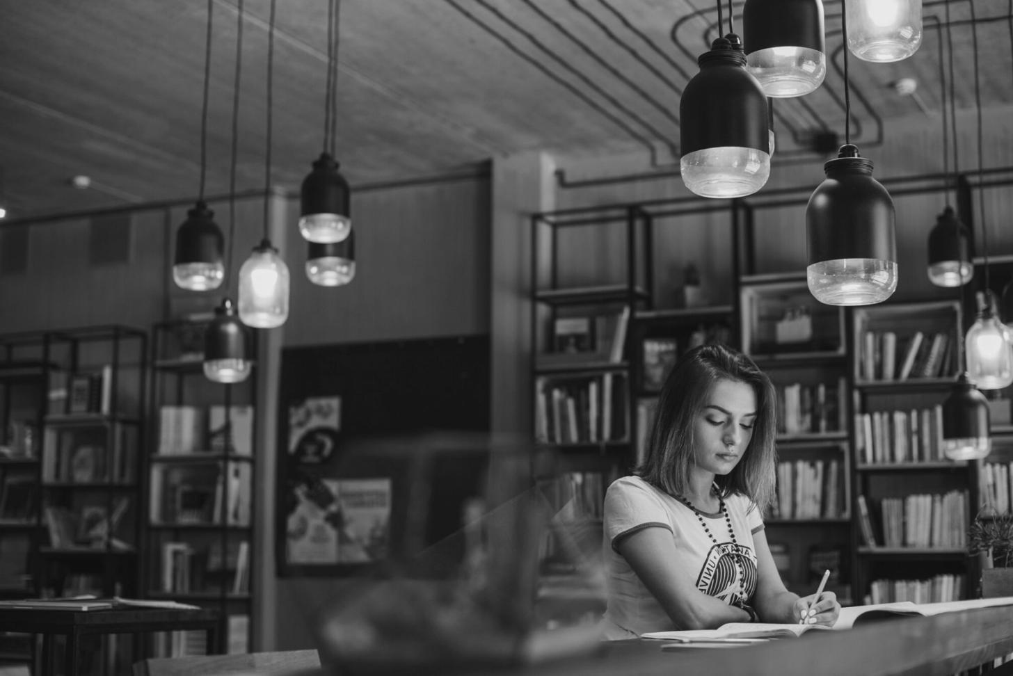 Investment monitoring dashboard showing portfolio analysis